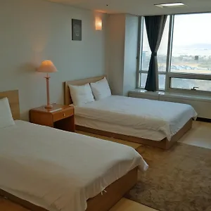 Crown House 2* Incheon